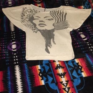 Short sleeved, Glittery lightweight sweater